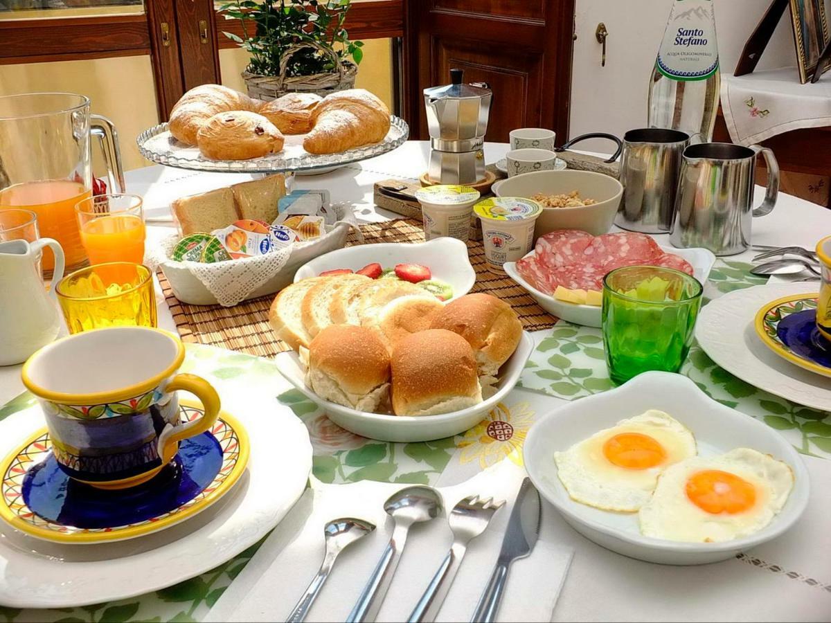 מטה B&B Villa Elisa מראה חיצוני תמונה