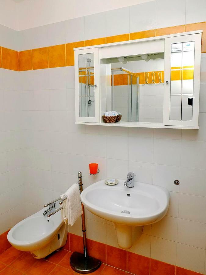 מטה B&B Villa Elisa מראה חיצוני תמונה