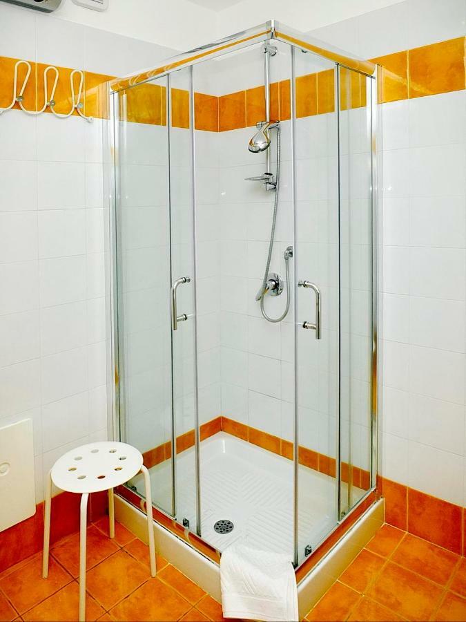 מטה B&B Villa Elisa מראה חיצוני תמונה