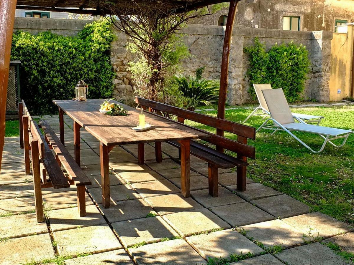 מטה B&B Villa Elisa מראה חיצוני תמונה